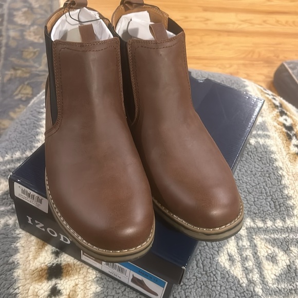 Men's Lucas Pull-On  size 12 Chukka Leather Boot in Brown Memory Foam IZOD - Picture 3 of 3